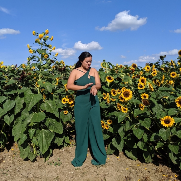 Missguided Pants - EUC Missguided Stretchy Forest Green Criss-cross Wide Leg Jumpsuit Size 8